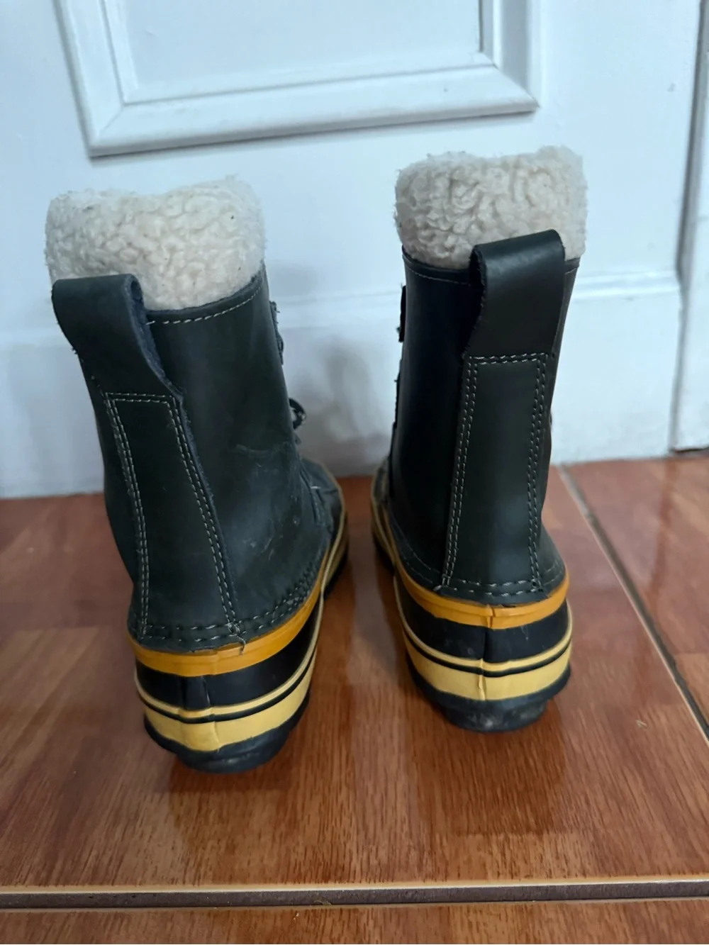 Classic Insulated Winter Boots in Yellow